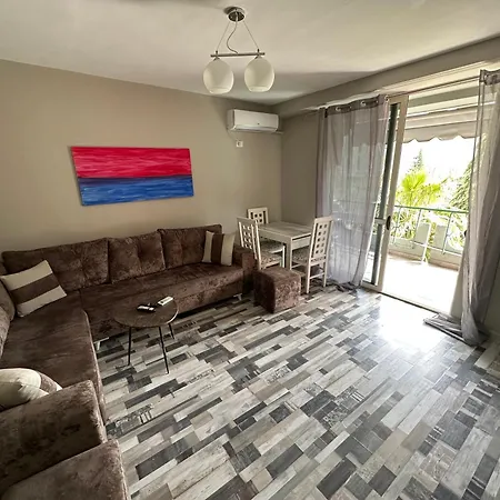 Apartment Piazza Center Tirana
