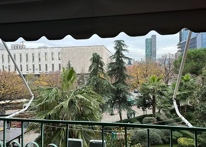 Piazza Center アパート *