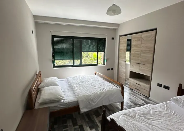 アパート Piazza Center ティラナ